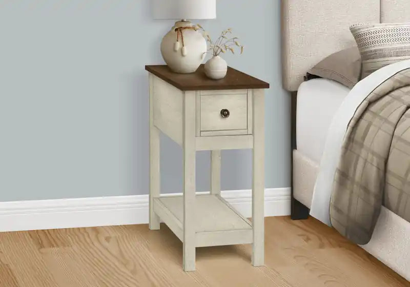 Table d'appoint Accent à 2 niveaux pour chambre à coucher, tiroir de rangement étroit, placage marron blanc antique, style transitionnel
